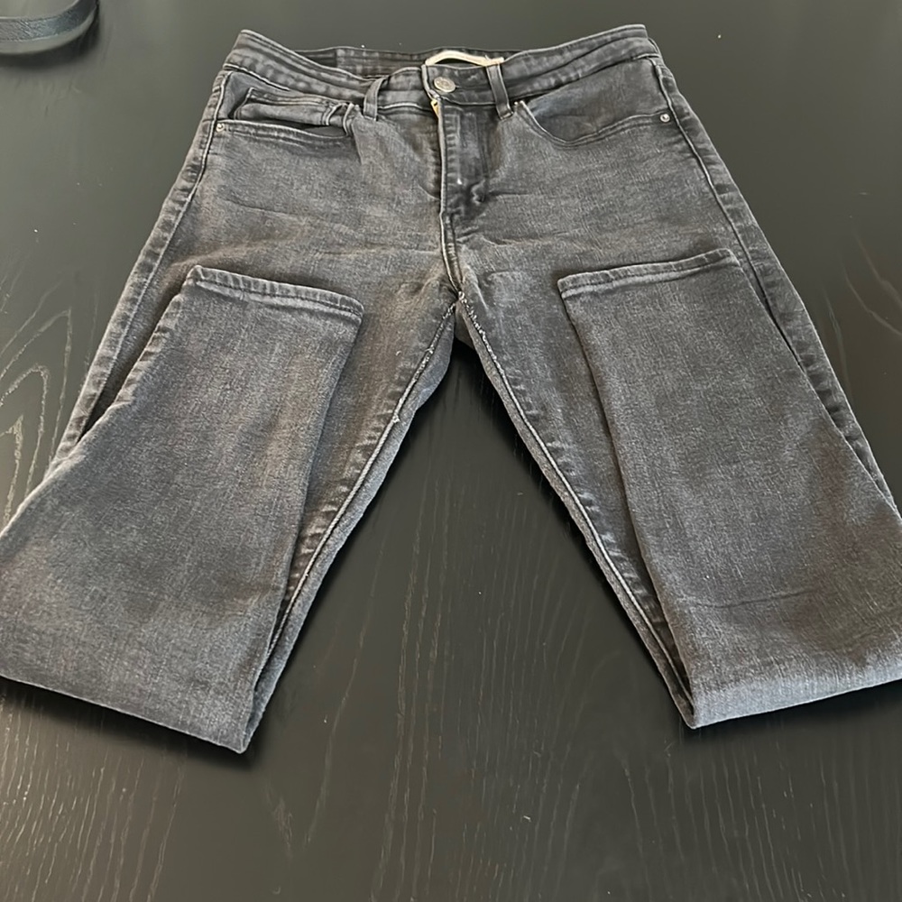 Levi’s Black Jeans